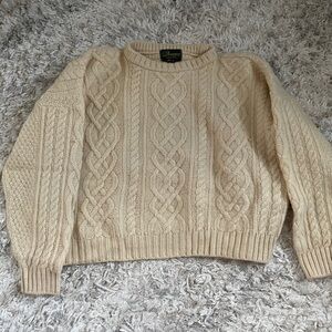 DOOGAN Classic Cream Cable Knit Sweater SZ M